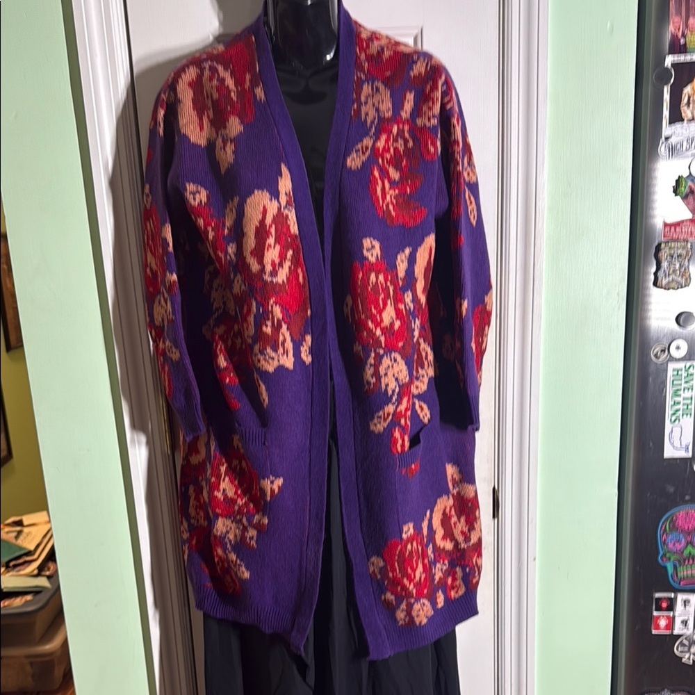 Bunulu Purple & Red Floral Long Line Open Front Sweater With Pockets Size Large